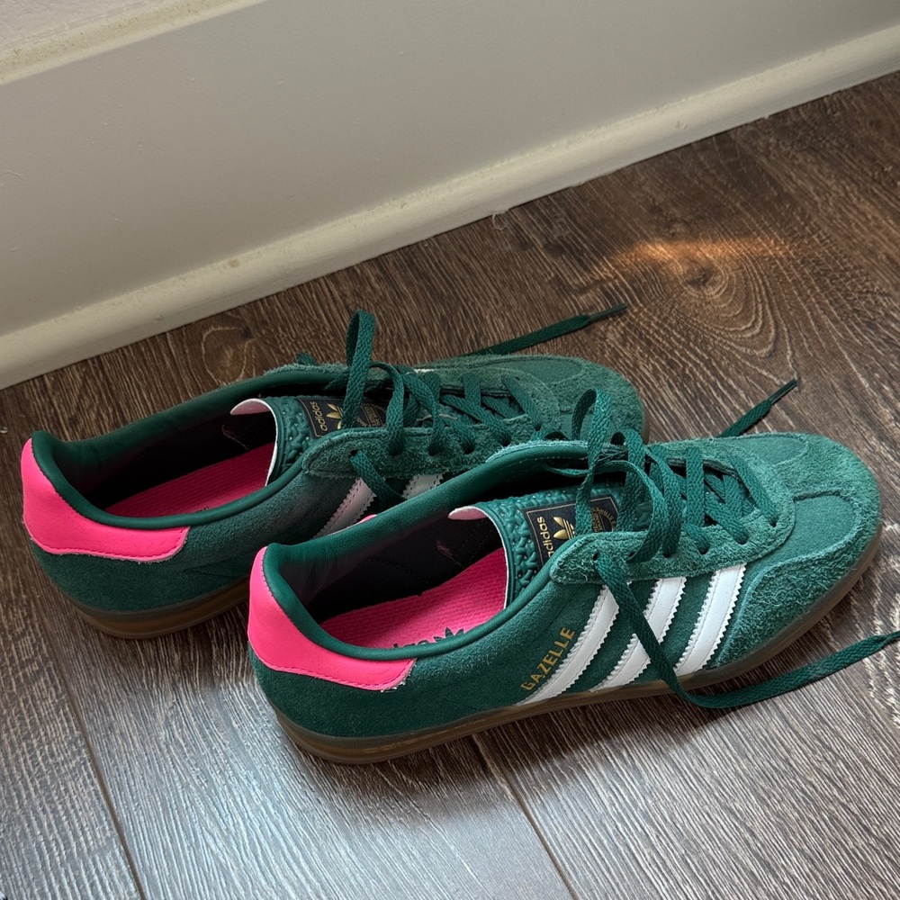 Adidas Gazelle in Forest Green with Pink Highlights